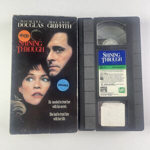 Shining Through (VHS, 1992) Thriller Michael Douglas Melanie Griffith
